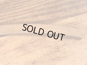 アメリカのクリーニング店で使用されていたアンティークの木製ハンガー