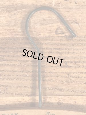 アメリカのクリーニング店で使用されていたビンテージ木製ハンガー