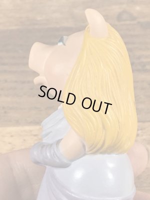 マペットショウのミスピギーのビンテージ指人形