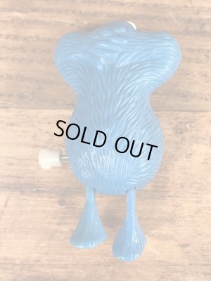 セサミストリートのクッキーモンスターのヴィンテージぜんまいフィギュア