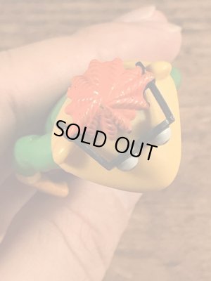 Fisher-Price社製のスクーターのビンテージフィギュア