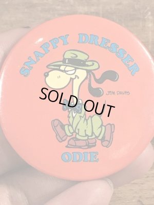 ガーフィールドのオーディーのビンテージ缶バッジ