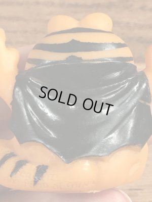 ガーフィールドのドラキュラのビンテージソフビ人形