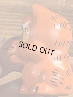 バスケットボールのガーフィールドのビンテージ陶器フィギュア