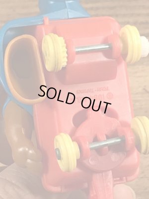 Tomy社製のゲットアロングギャングのビンテージゼンマイ式おもちゃ