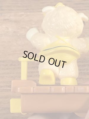 The Get Along GangのWoolma Lambのヴィンテージゼンマイ式トイ