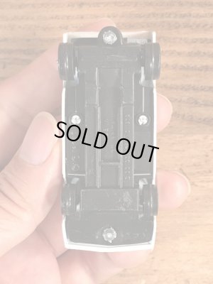 バットマンのペンギンのヴィンテージダイキャストミニカー