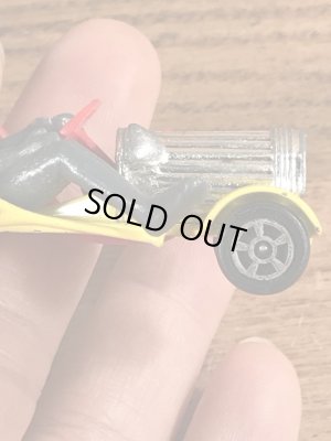 トム＆ジェリーのダイキャスト製のヴィンテージミニカー