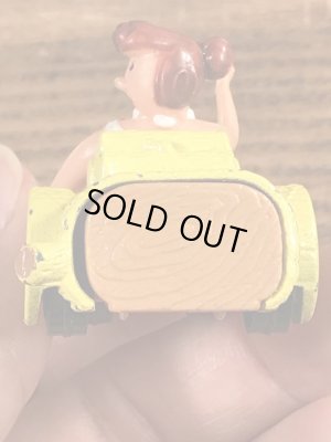 フリントストーンのウィルマのビンテージミニカー