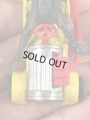 トム＆ジェリーのダイキャスト製のヴィンテージミニカー