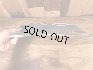 マクドナルドのマックトゥナイトのヴィンテージハッピーミールトイボックス