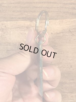 カリフォルニアレーズンのエナメル加工のビンテージキーホルダー
