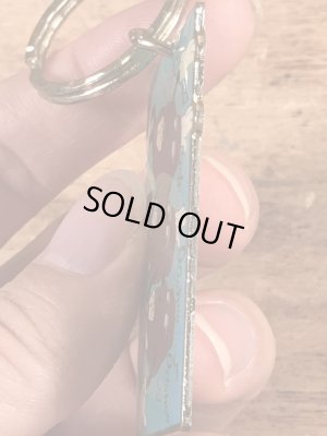 カリフォルニアレーズンのエナメル加工のビンテージキーホルダー