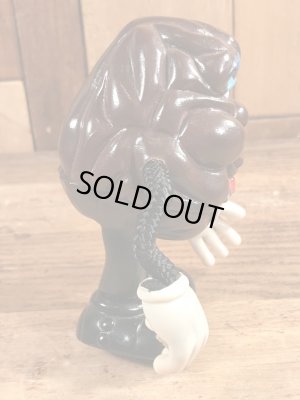 カリフォルニアレーズンに似たビニール製のビンテージドール