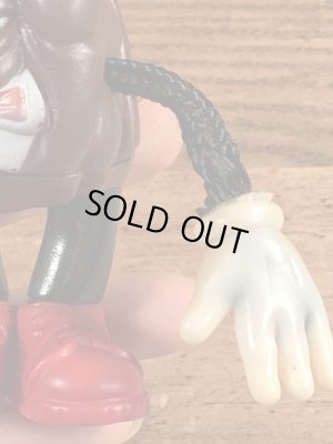 カリフォルニアレーズンに似たビニール製のビンテージドール