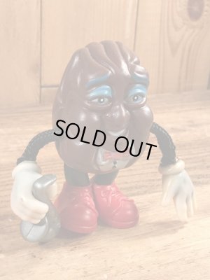 カリフォルニアレーズンに似たビニール製のビンテージドール