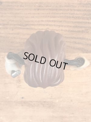 カリフォルニアレーズンに似たビニール製のビンテージドール