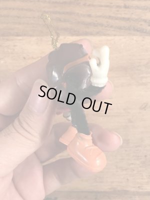 カリフォルニアレーズンのハートを持ったビンテージオーナメントドール