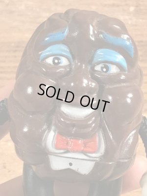 カリフォルニアレーズンに似たビニール製のビンテージドール