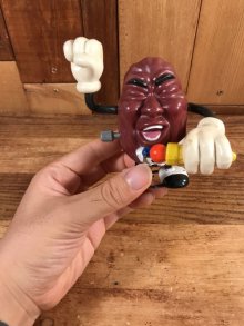 他の写真3: The California Raisins “Microphone Singer” Wind-Up Figure　カリフォルニアレーズンズ　ビンテージ　ワインドアップトイ　トコトコ人形　80年代