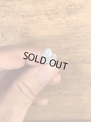 アドバタイジングキャラクターのミスターピーナッツのビンテージフルーツピック