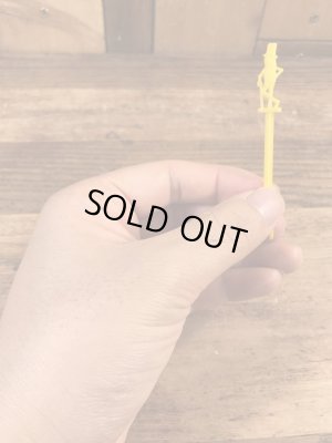 企業キャラクターのミスターピーナッツのヴィンテージカクテルスティック