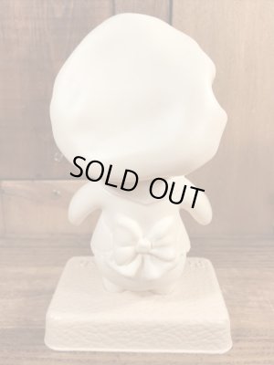 ドゥーボーイの女の子のヴィンテージビニールドール