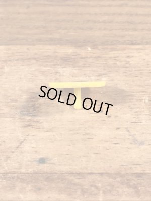 アドバタイジングキャラクターのミスターピーナッツのヴィンテージプラスチックピン