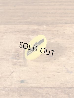 アドバタイジングキャラクターのミスターピーナッツのヴィンテージプラスチックピン