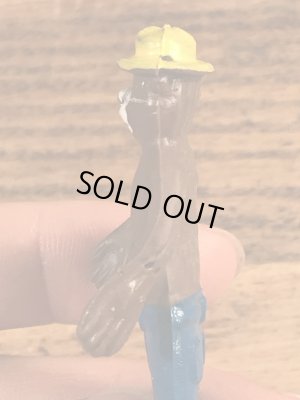 スモーキーベアのPVC製のビンテージくねくね人形