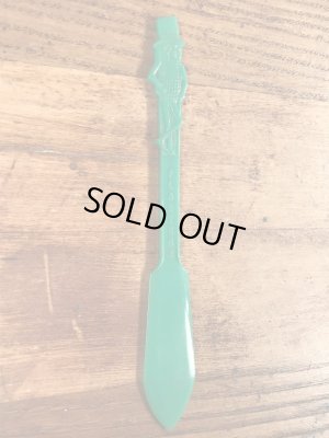 企業キャラクターのミスターピーナッツのビンテージバターナイフ