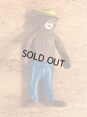 スモーキーベアのPVC製のビンテージくねくね人形