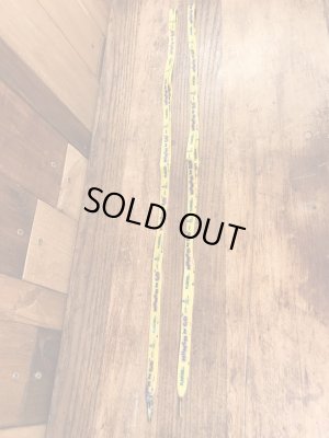 企業キャラクターのミスターピーナッツのビンテージ靴紐