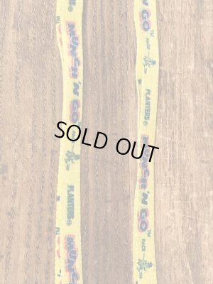 企業キャラクターのミスターピーナッツのビンテージ靴紐