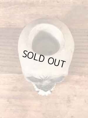 スカルオンブックの顎揺れするビンテージマッチホルダー