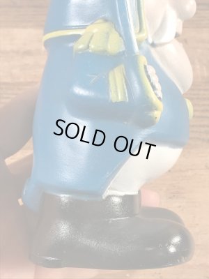 アドバタイジングキャラクターのキャプテンクランチのコインバンクドール