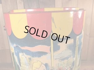 企業キャラクターのスクワートボーイのビンテージクーラーボックス