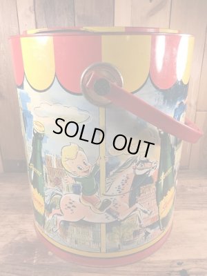 アドバタイジングキャラクターのスクワートボーイのヴィンテージクーラーボックス