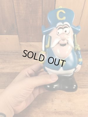 アドバタイジングキャラクターのキャプテンクランチのコインバンクドール