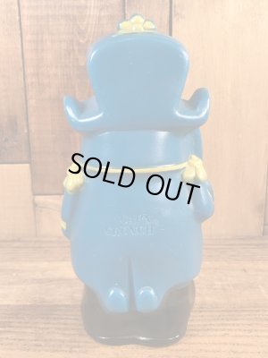 アドバタイジングキャラクターのキャプテンクランチのコインバンクドール