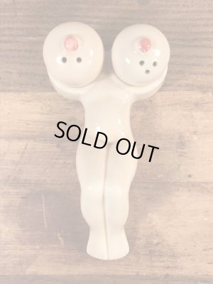 おっぱいの陶器製のビンテージソルト&ペッパー