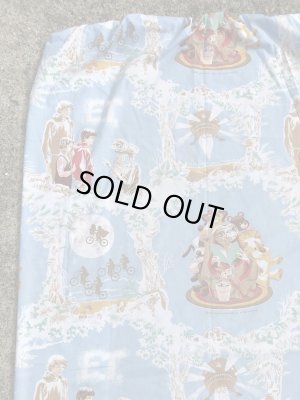 E.T.のツインサイズのヴィンテージBoxシーツ