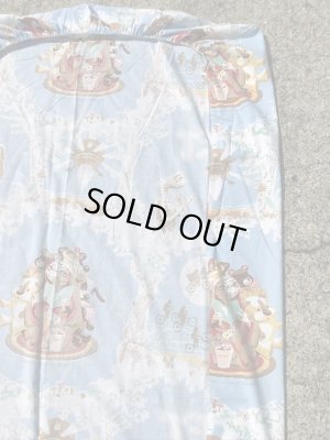 イーティーのツインサイズのビンテージボックスシーツ