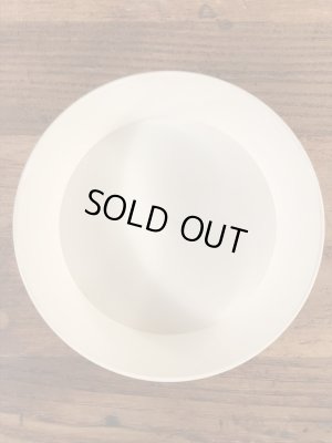 イーティーのプラスチック製のビンテージボウル