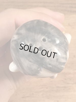 酔っ払いの四つ目のビンテージ塩コショウ入れ