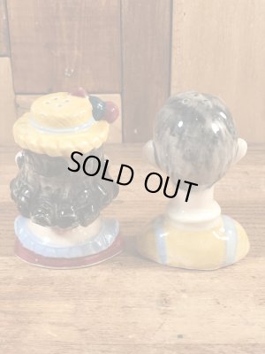 4つ目のおじさんとおばさんのヴィンテージソルト＆ペッパー