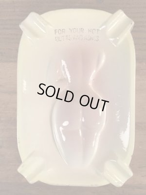 ピンナップガールのJAPAN製のヴィンテージアシュトレイ