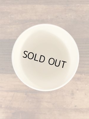 イーティーのプラスチック製のビンテージプラカップ