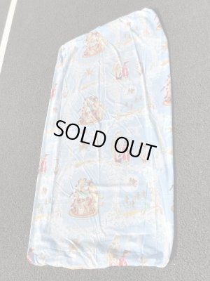 イーティーのツインサイズのビンテージボックスシーツ