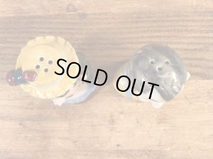 酔っ払いの四つ目のビンテージ塩コショウ入れ